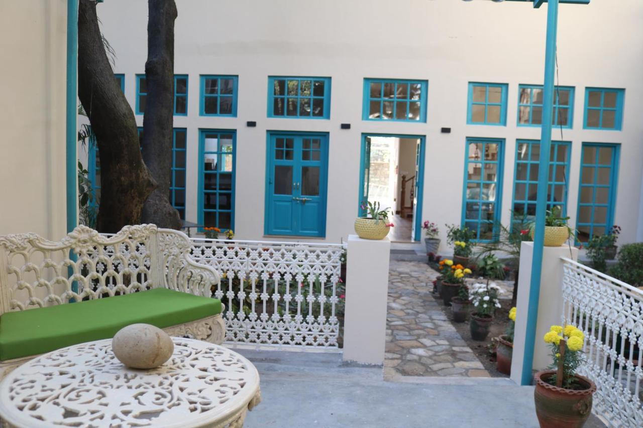 Mango Tree Courtyard Dehradun Hotell Exteriör bild